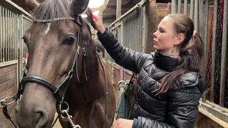 Sasha, 22 years old, horse riding expert!
