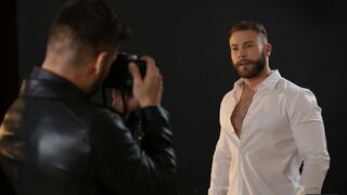 Fashion shooting turned into wild gay sex - Diego Reyes & Dann Grey