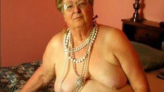 ILoveGranny Pictures Of Classy Grannies & Mature Ladies