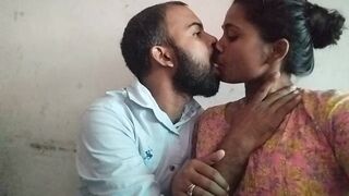 Desi Couple Sex , Sucking Indian Girlfriend Large Tits & Blowjob