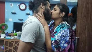 Sexy Indian Wifey Sex Sensual Elegance Bold Hot Girl in Focus