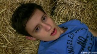 Charming Boy in Solo Action - Antonio Palmer
