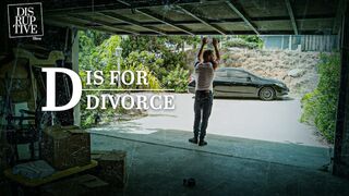 Divorced Muscle Hunk Finally Has First Gay Experience